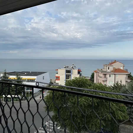 Obzor, Orkinos Апартамент *